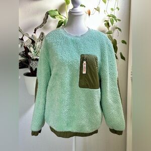 UGG Mint Green Sherpa Fleece Pullover Sweater – Size Small